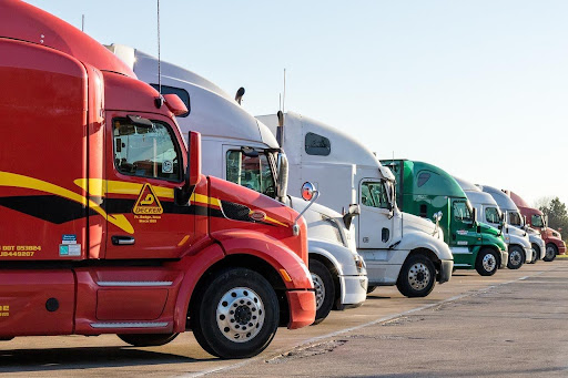 Choosing the Right Semi-Truck: A Guide for Truckers