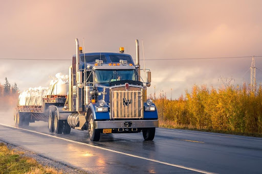 Essential Trucker Safety Gear: A Comprehensive Checklist